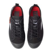 SPCC Surge Low Sneakers